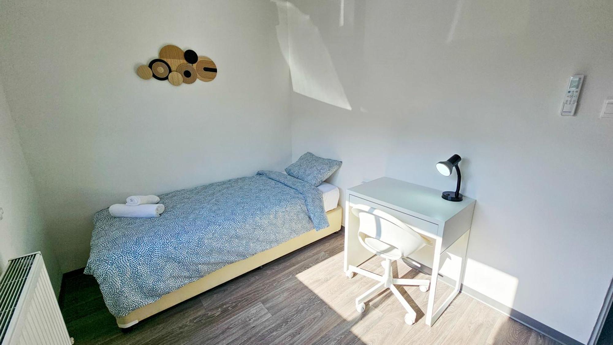 The Lemon Tree Hostel Larnaca Extérieur photo