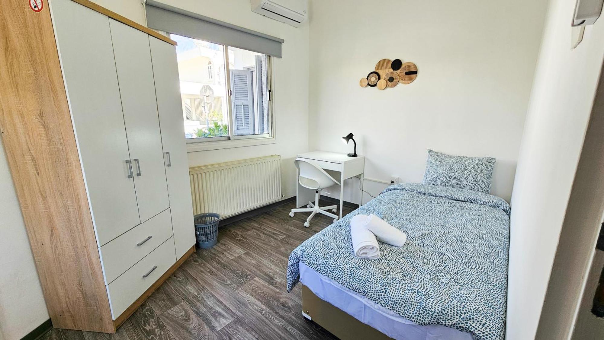 The Lemon Tree Hostel Larnaca Extérieur photo