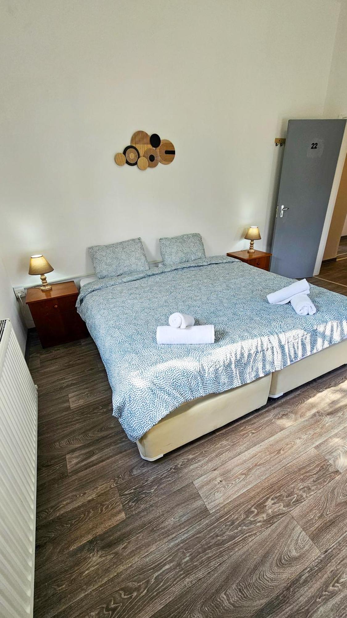 The Lemon Tree Hostel Larnaca Extérieur photo